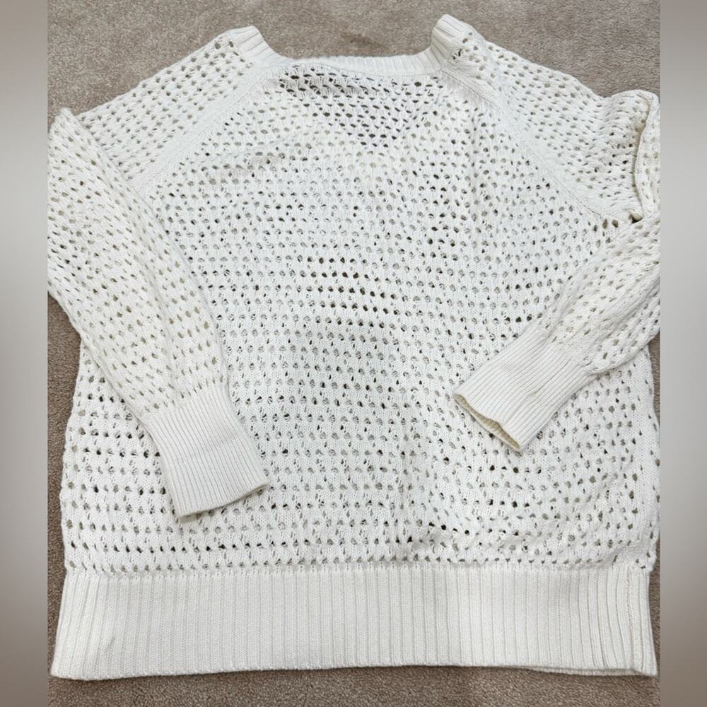 Moda International White V-Neck Sweater Lightweight Knit, size L - Picture 8 of 9